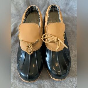 Women’s Two-Tone Duck Shoes